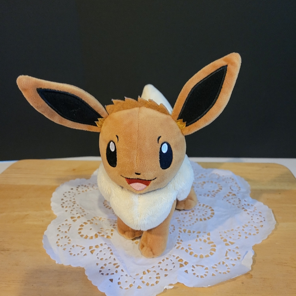 Nintendo Pokémon Eevee Plush Stuffed Animal